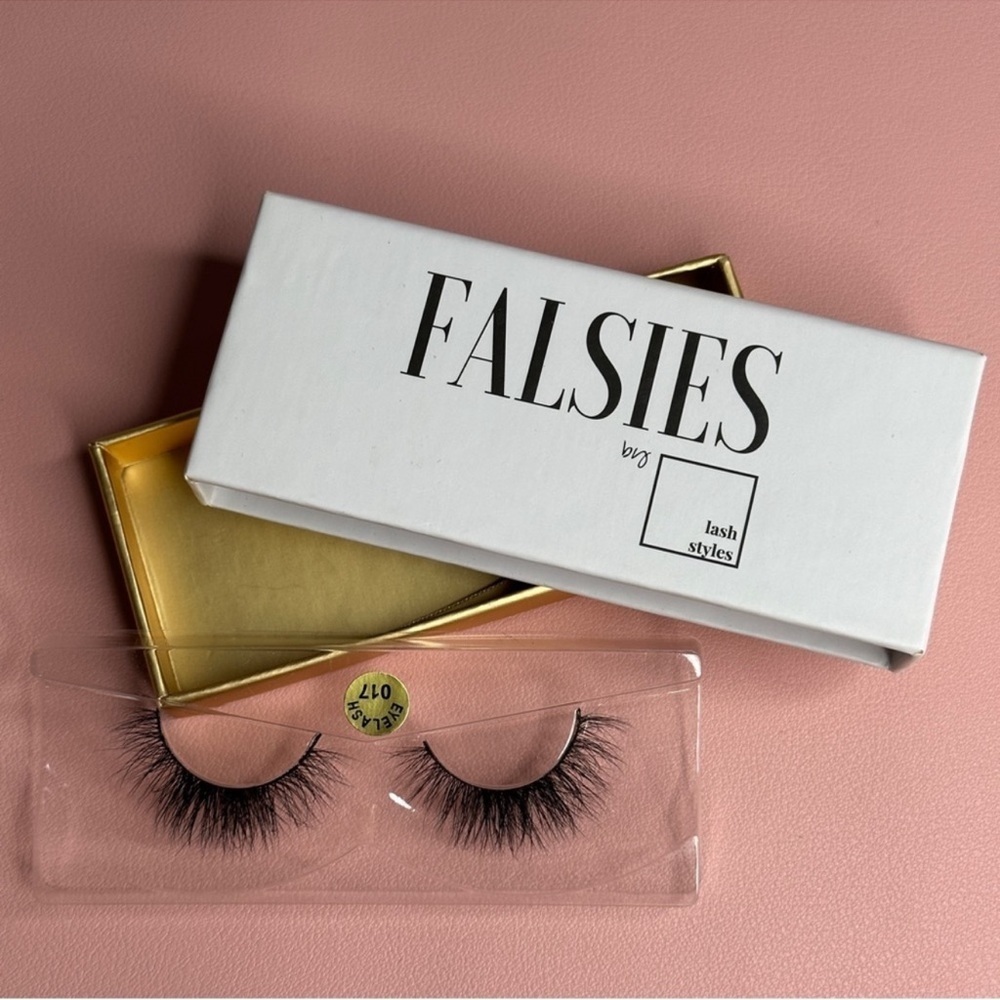 #017 Glam Faux Mink Strip False Eyelashes Set